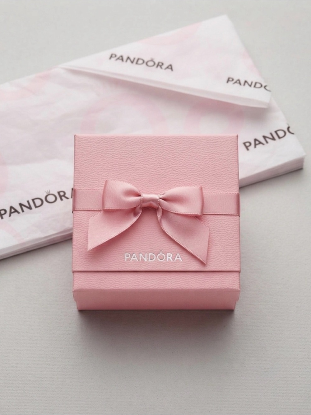 Pink Women Gift Box by Pandora